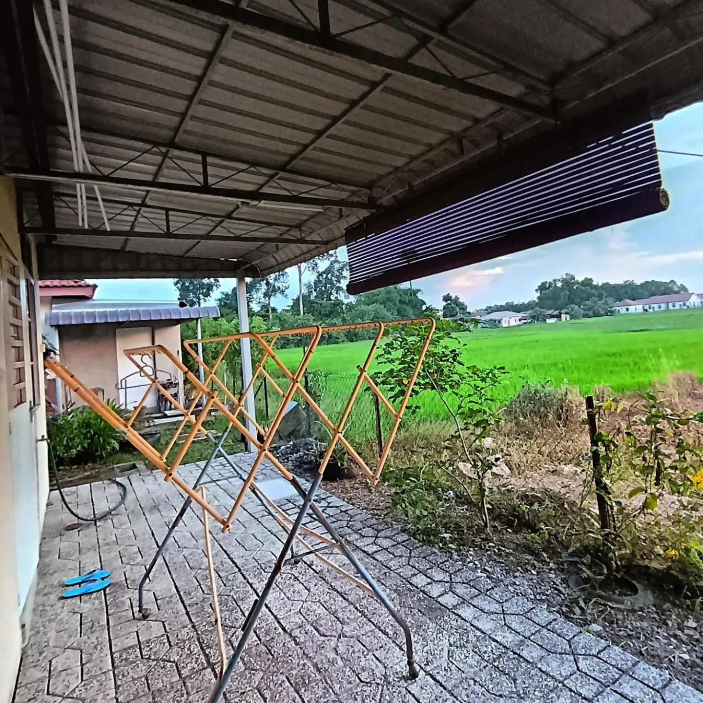Ebnur Homestay Arau Extérieur photo